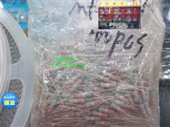 30W1RJˮ ̼ĤCARBON FILM RESISTORS 0.25W 560R +-5% ߵ1W 0.33ŷ ͭ1%